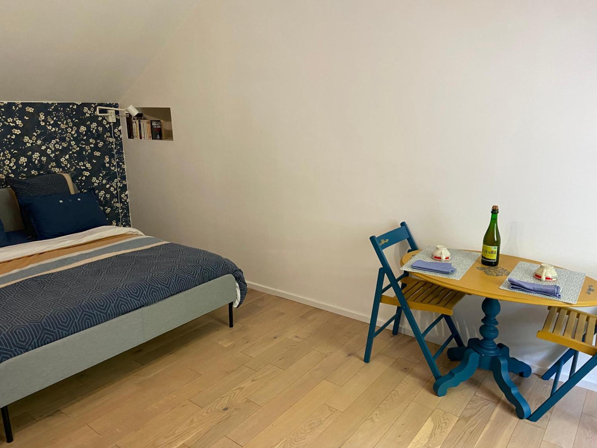 Chambre Double Avec Salle De Bains Privee Quintin Bagian luar foto